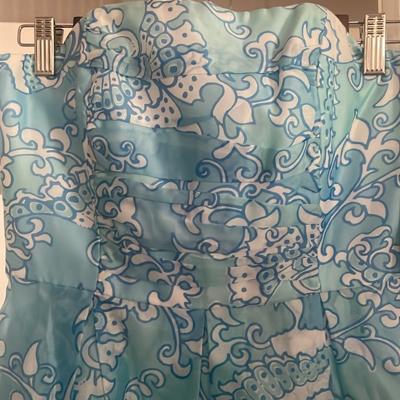 Lilly Pulitzer Dress - Picture 2 of 9
